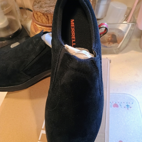Merrell Men's Black Slip-On Shoes - Picture 2 of 7